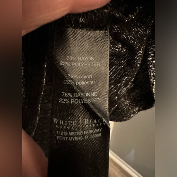 White House / Black Market Basic Long Sleeve Rayon Top - Size XS - Picture 4 of 4